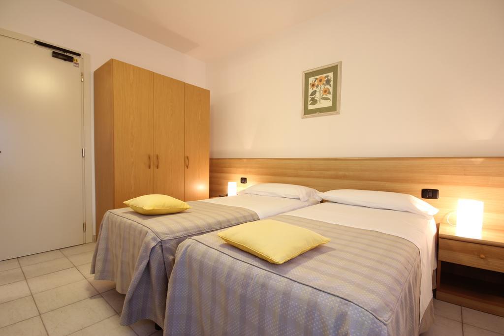Hotel Miramare Forte dei Marmi Quarto foto